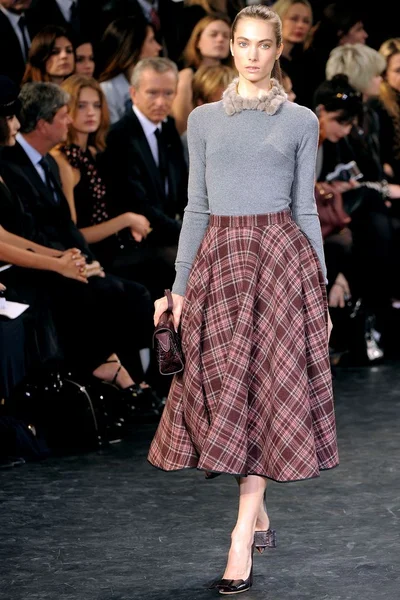 Look 22